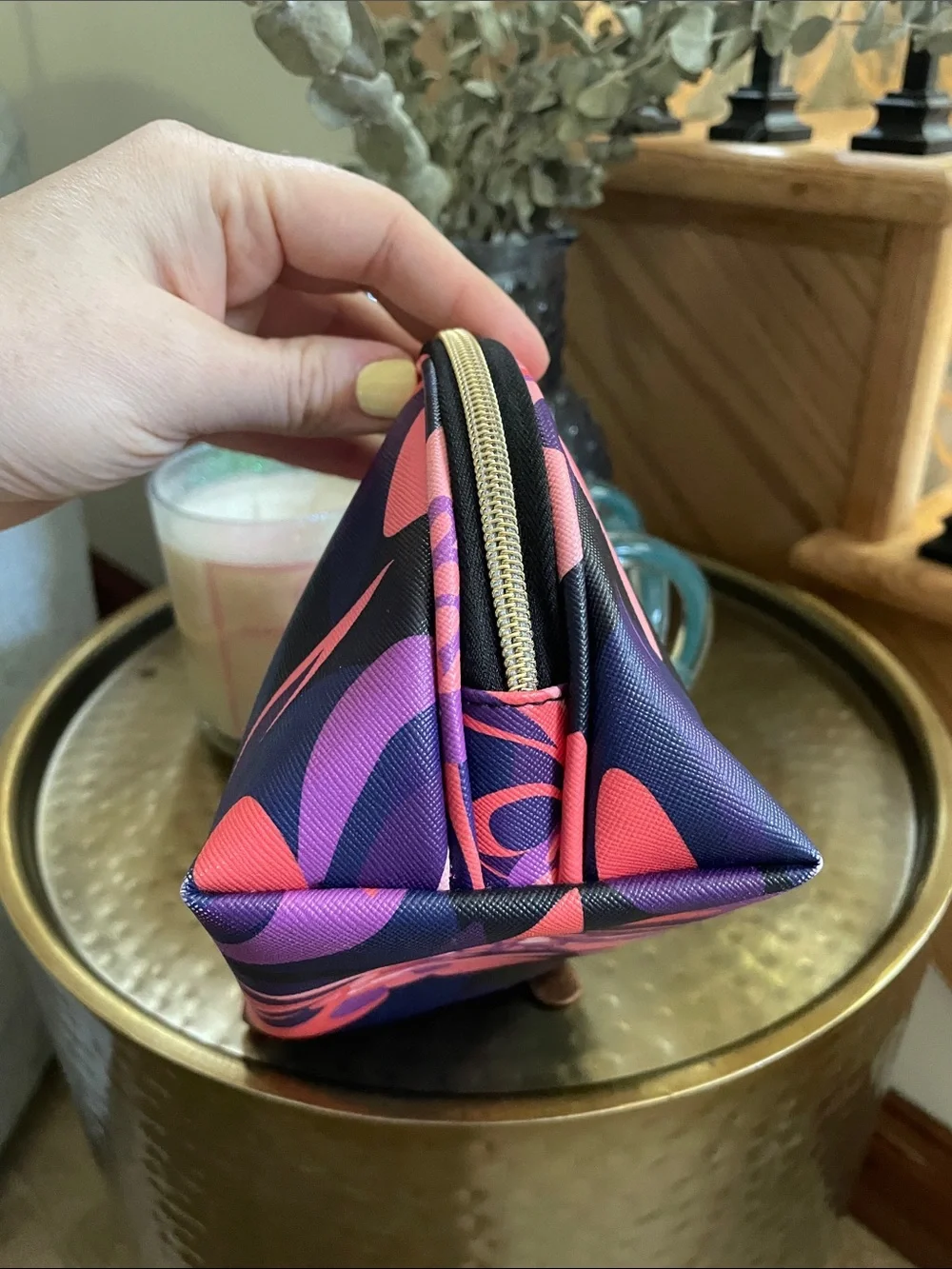 Trina Turk Cosmetic Makeup Pouch Zippered